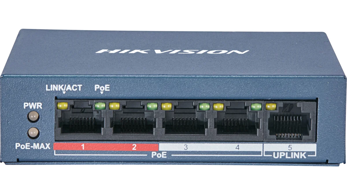 Hikvision DS-3E0105P-E/M(B) Smart Series 4-ch PoE
