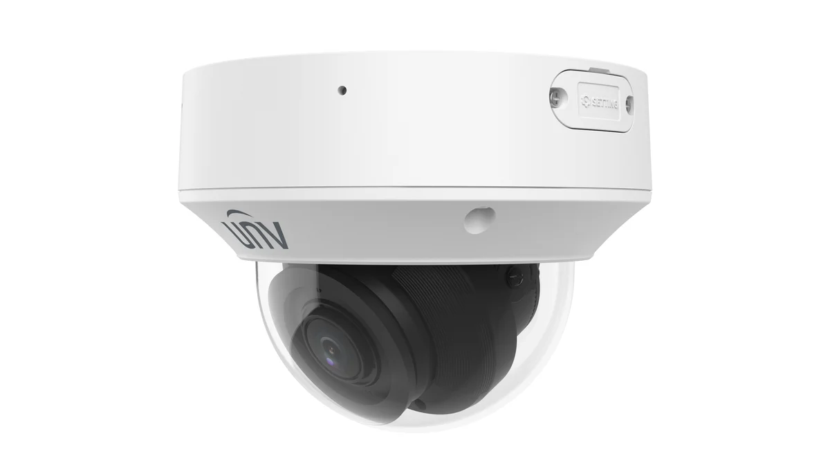 Uniview IPC3238EA-AHDX4K-I1  8MP AlphaView 4X(8-32mm) Dome