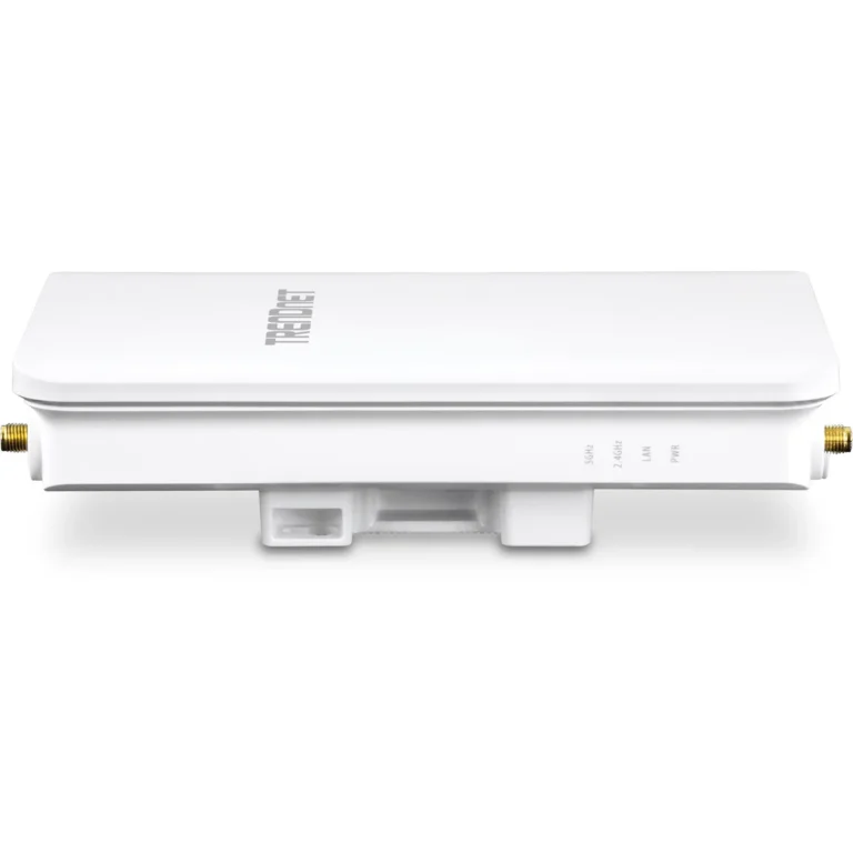 TRENDnet TEW-840APBO2K 14 dBI WiFi AC867 Outdoor PoE Preconfigured Point-to-Point Bridge Kit